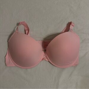 Juicy Couture Bra Size 42D Pink Underwire Padded Adjustable Strap Back Clasp